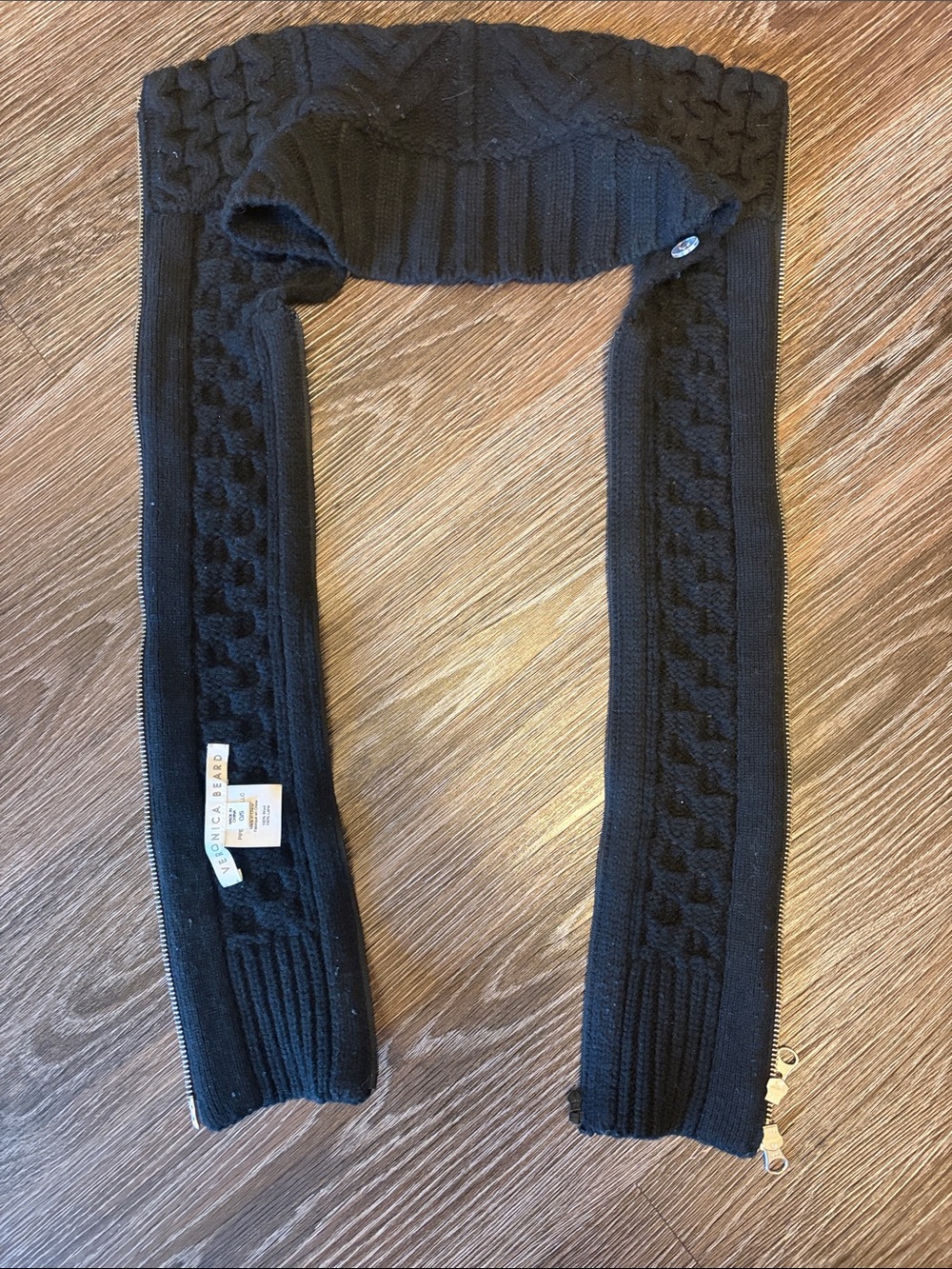 Veronica Beard Black Cable-Knit Zip-Trim Sweater Scarf